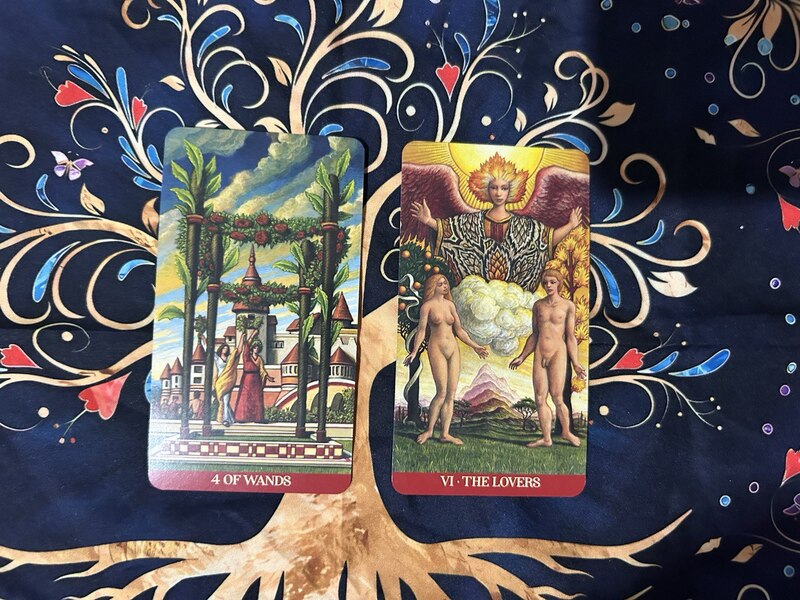 Four of Wands and The Lovers photo by Tarot Institute